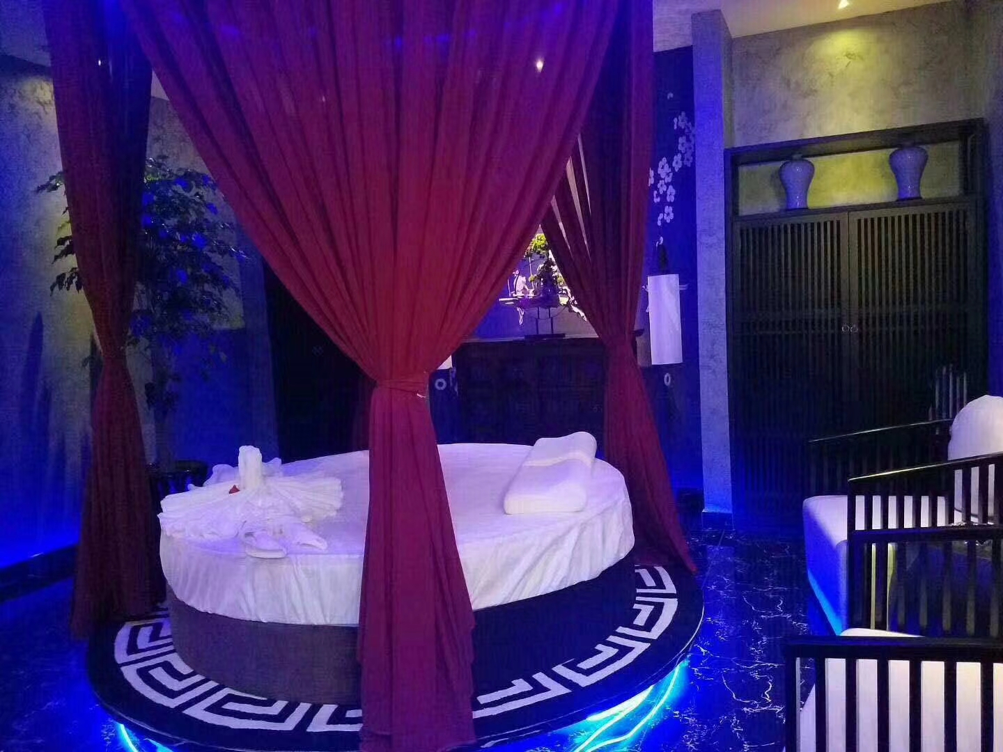 盘龙城叶店按摩店，专业服务，舒适体验